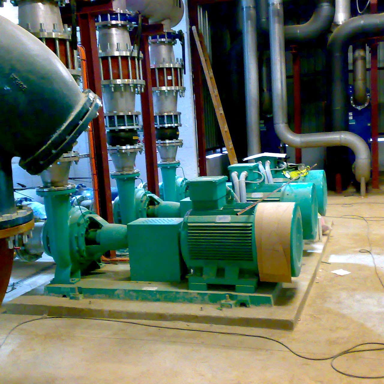 Trabajo de caSSur Instalaciones y Proyectos en Sevilla