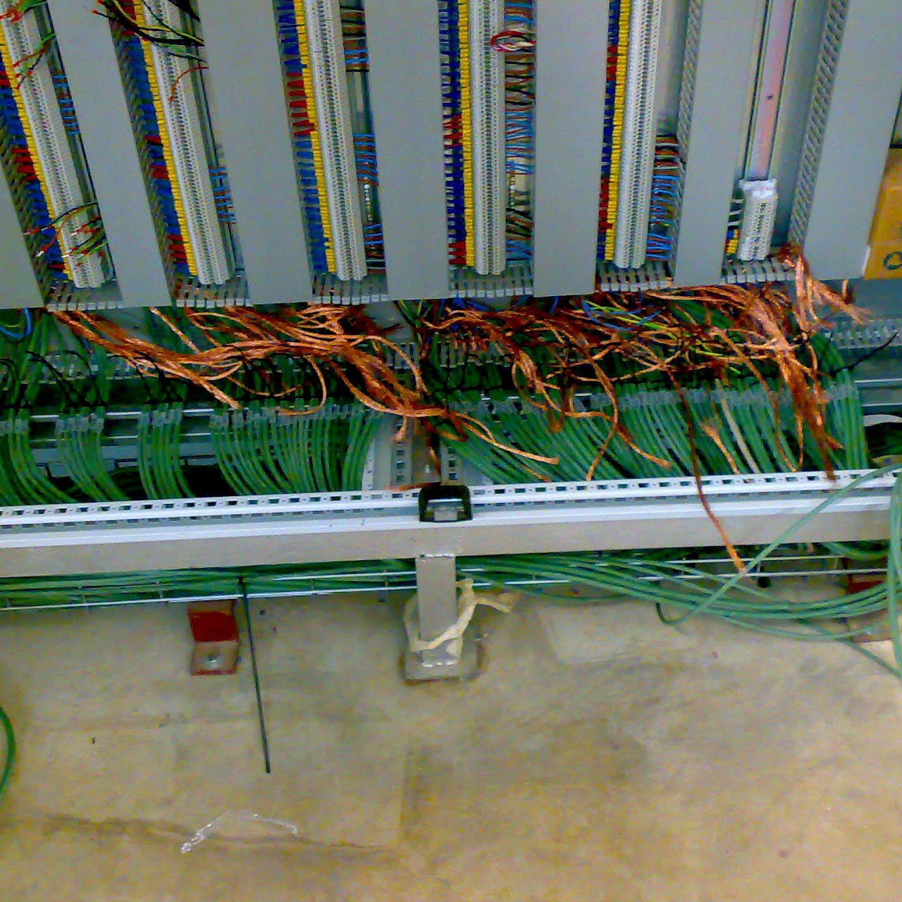 Trabajo de caSSur Instalaciones y Proyectos en Sevilla